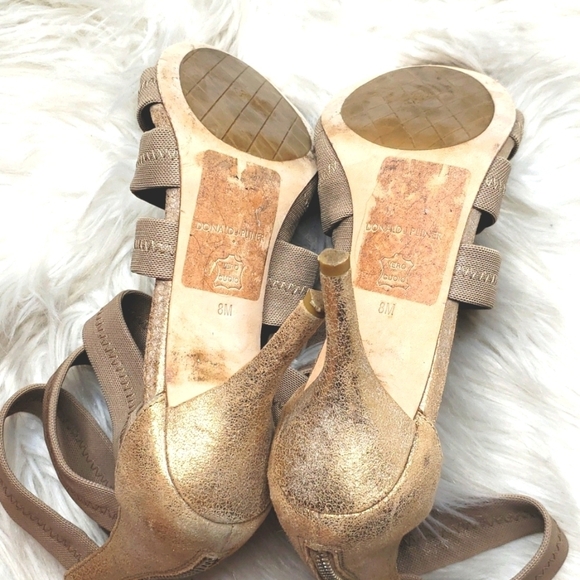 Donald J Pliner Gigee Strappy Zip Up Heels Size 8M Light Bronze - Picture 7 of 8